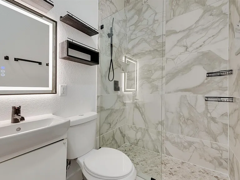 506 N Lancaster Ave #506 — Photo 21