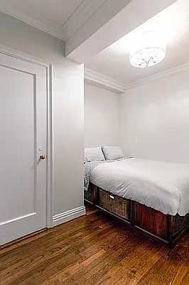 3rd image of 350 W 57th St APT 15I