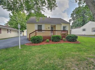 464 N 33rd St, Decatur, IL 62521