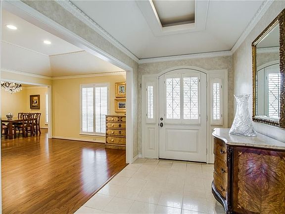 3rd image of 10804 Larkglen Cir