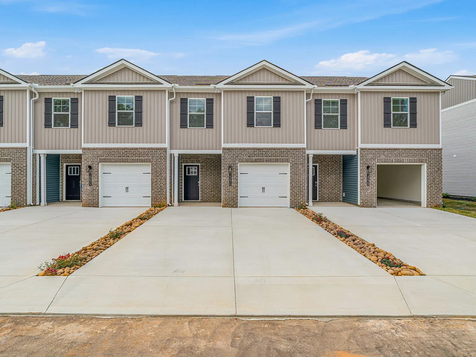 (Achsjp) 10626 High Tree Way - 0 — Photo 3