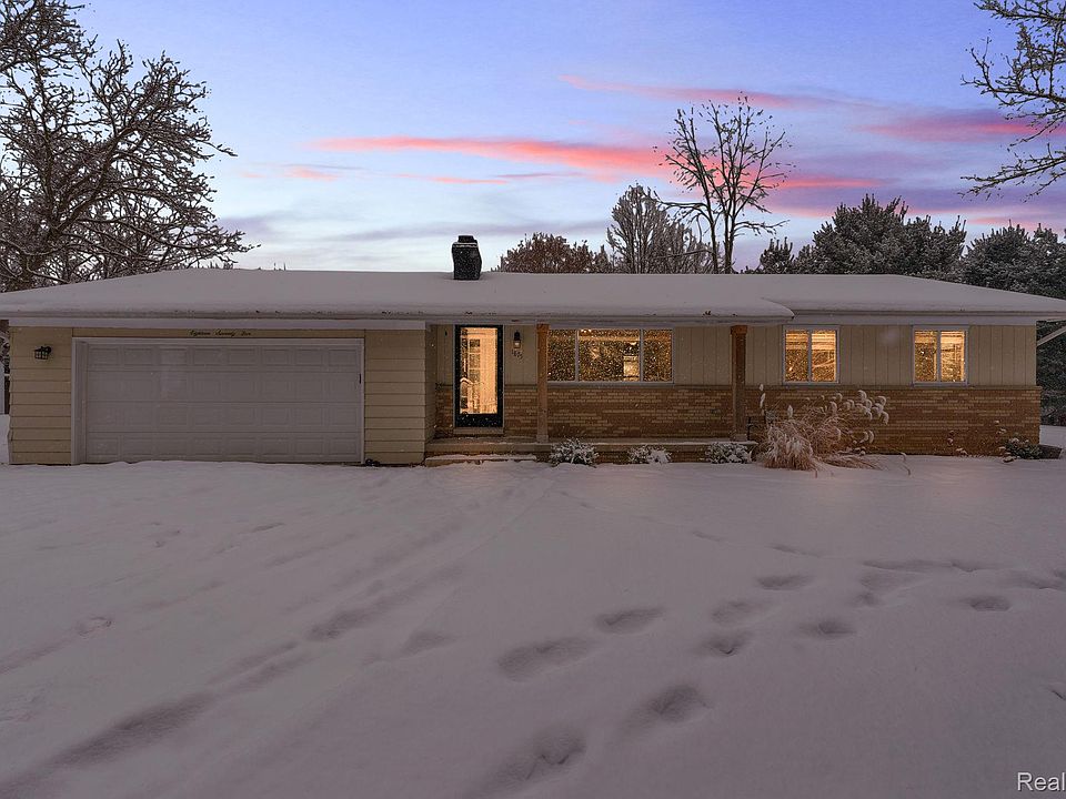 1st image of 1875 Gray Rd