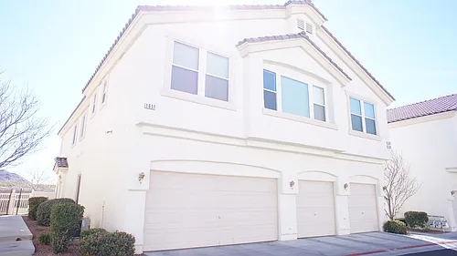 1611 Lefty Garcia Way Photo 1