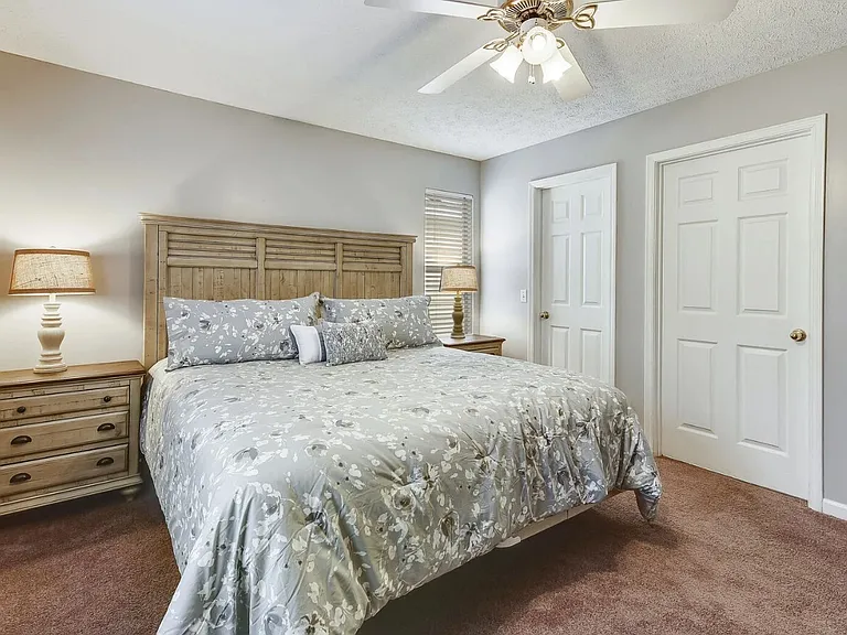 11815 Seashore Ln — Photo 12
