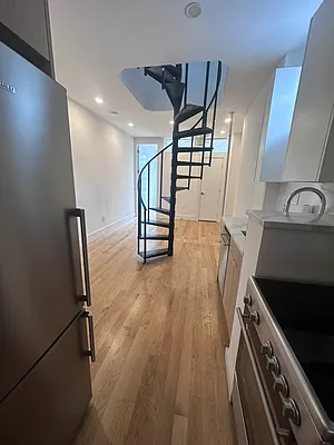 Rented by Brighton Management | media 2