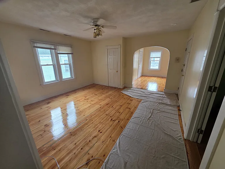 32 S Walker St #2 — Photo 11