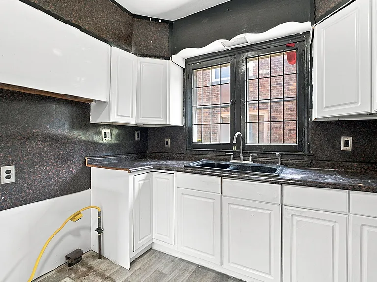 5274 Somerset Ave — Photo 32