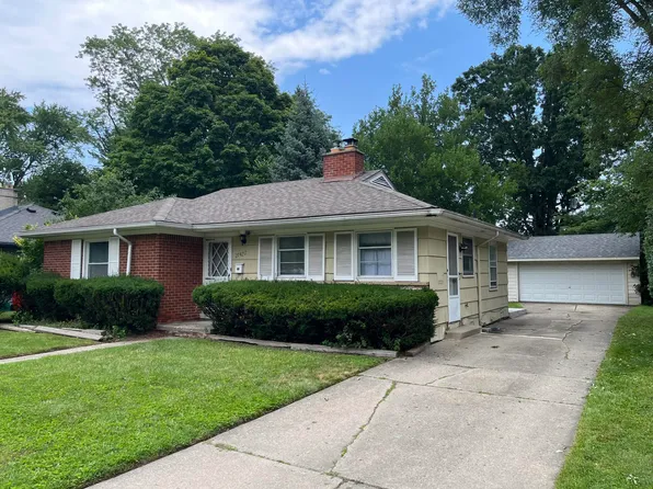 27422 Shagbark Dr, Southfield, MI 48076