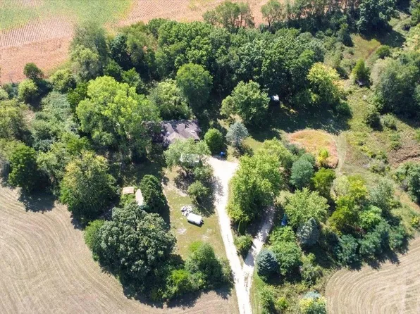 651 County Road Mm, Oregon, WI 53575