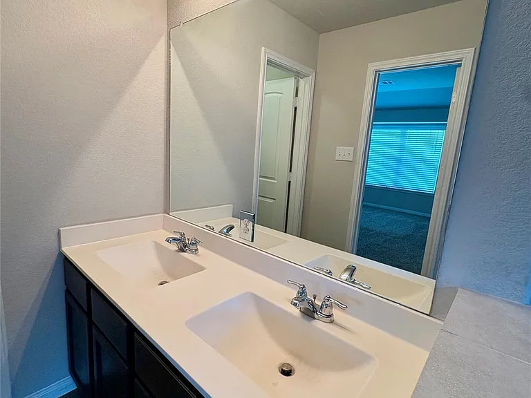 25364 Grotto Falls Ln — Photo 14