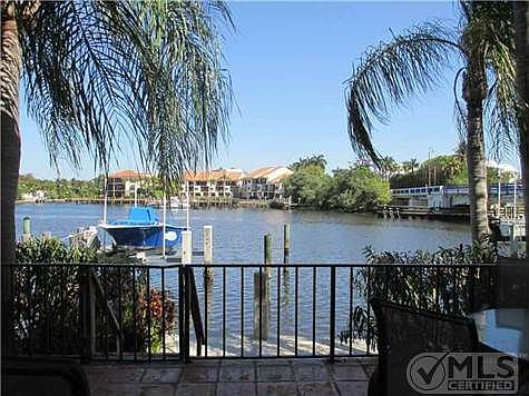 2nd image of 801 Palm Trl APT 3