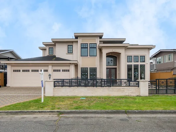 10720 Anglesea Dr, Richmond, BC V7A 3B9