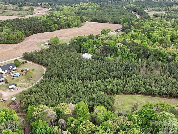 4th image of 176 Griffin Rd
