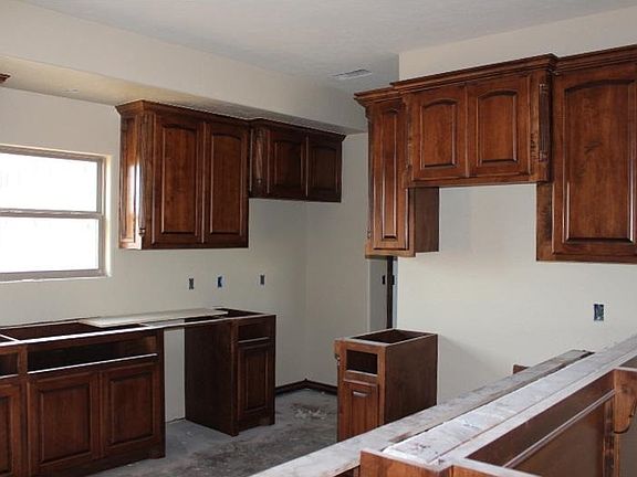 3rd image of 3913 NW Century Oaks Ln
