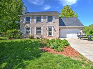 8610 Hickory Hills Dr, Argenta, IL 62501