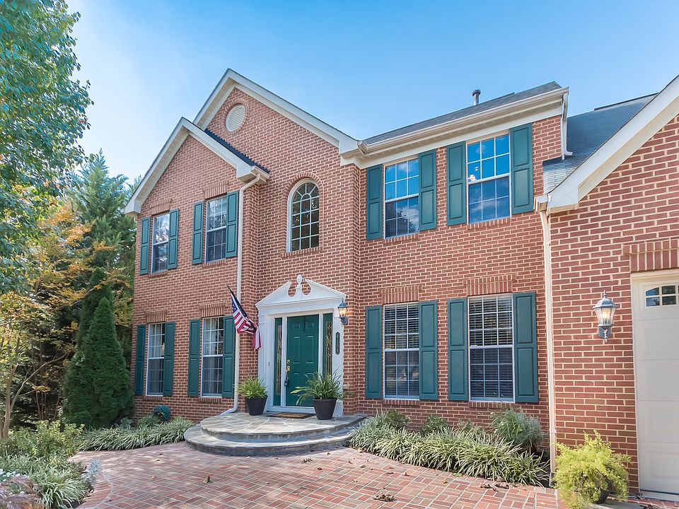 1st image of 6104 Bayliss Knoll Ct
