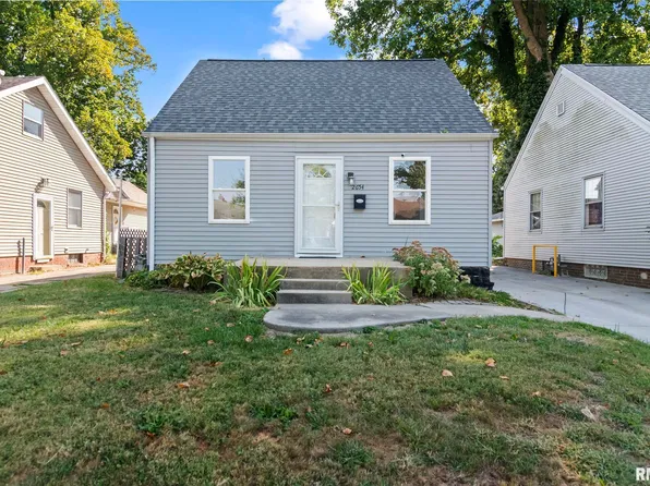 2654 S 7th St, Springfield, IL 62703