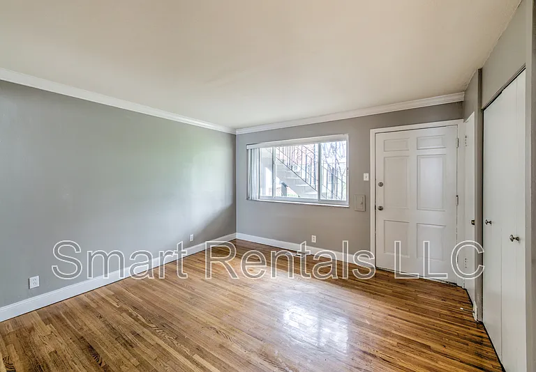 7848 Big Bend Blvd #1 — Photo 8