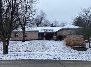 16426 Prestwick Place Ln, Ballwin, MO 63011