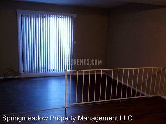 3rd image of 1415 Villa Ct APT 2