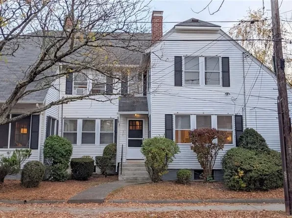 273 Rochambeau Ave, Providence, RI 02906