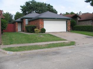4300 Flamingo Way, Mesquite, TX 75150