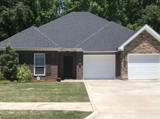 1980 Massee Gdns, Conway, AR 72034