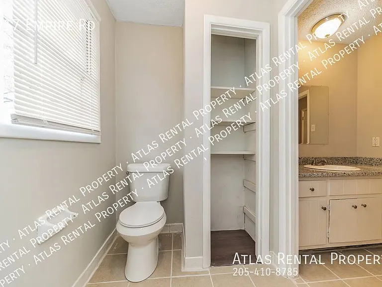917 Empire Rd — Photo 27