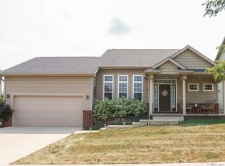 5007 Fleming Ln, Bloomington, IL 61705