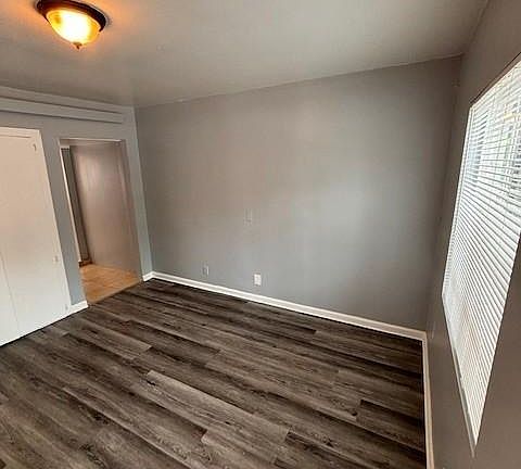 3rd image of 225 S Highway 101 APT 18