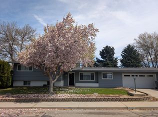 1011 Wedgewood Ave, Wenatchee, WA 98801