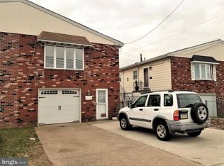 8931 Ashton Rd, Philadelphia, PA 19136