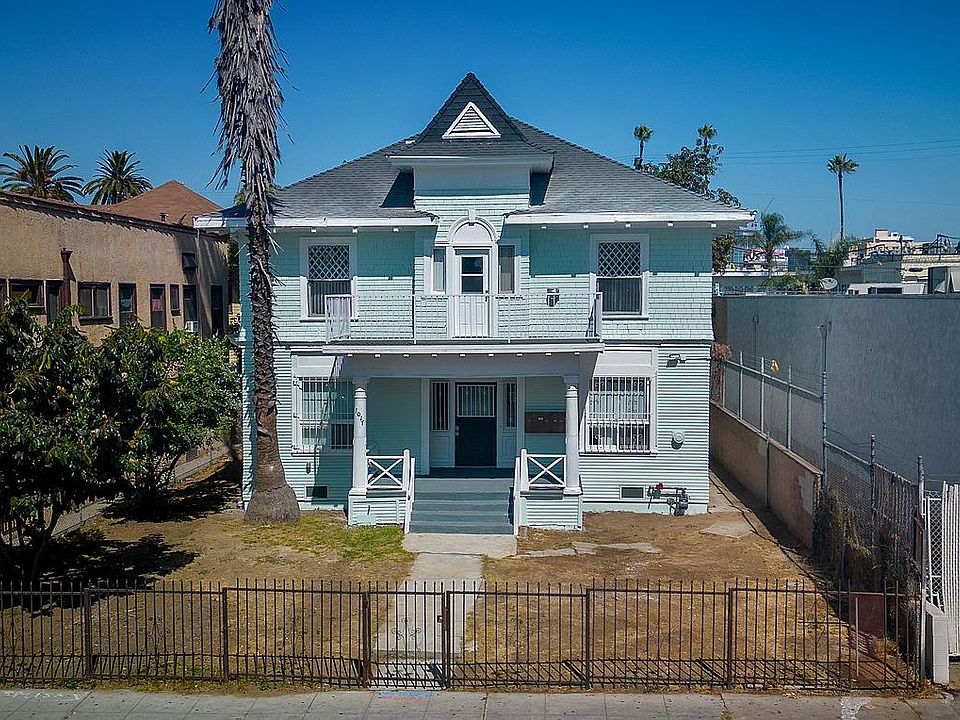 1st image of 1017 S Burlington Ave