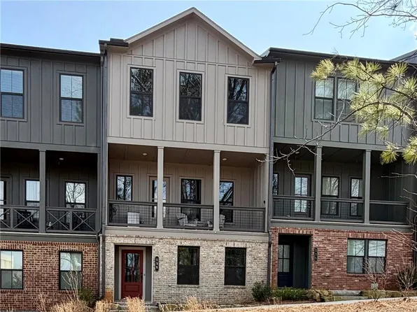 135 Firefly Cir, Alpharetta, GA 30009