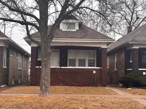 7747 S King Dr, Chicago, IL 60619