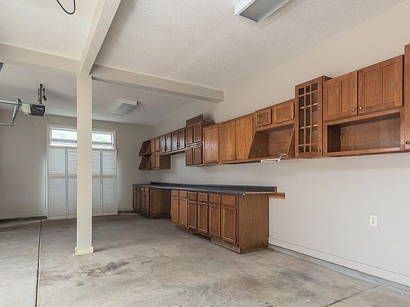 3rd image of 4379 High Plains Rd