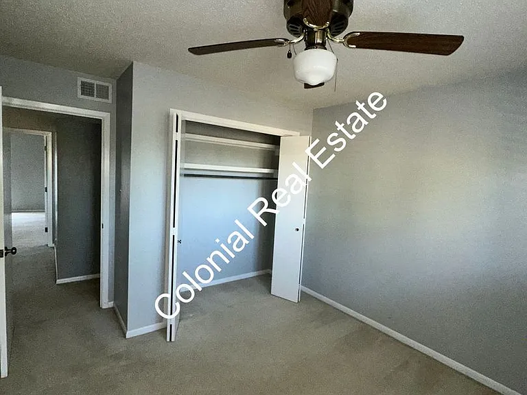 1281 Colonial Pkwy — Photo 16