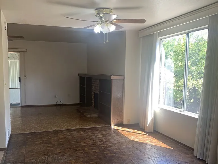 3200 Niagara Way — Photo 15