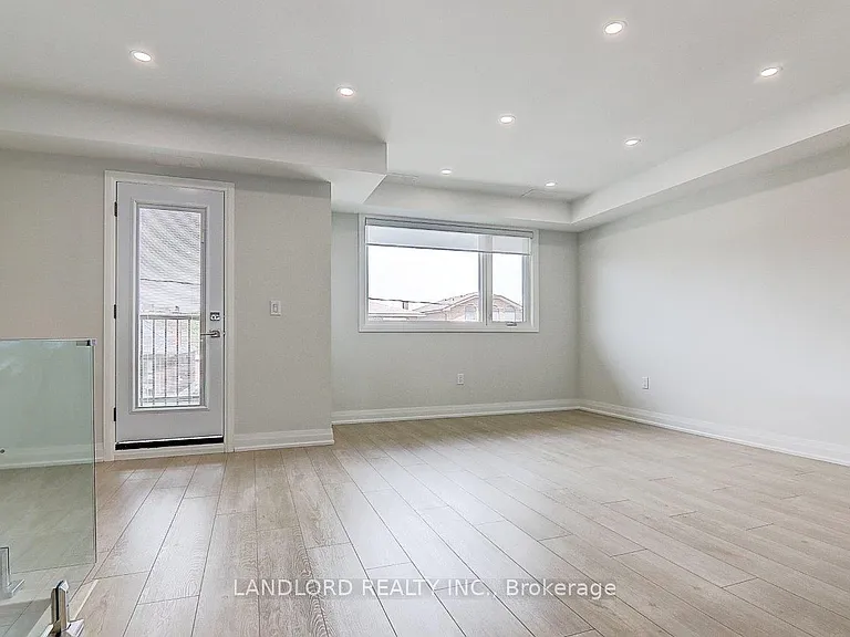 115 Livingstone Ave #UPPER — Photo 17