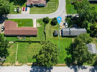 1201 W Concord St, Marion, IL 62959