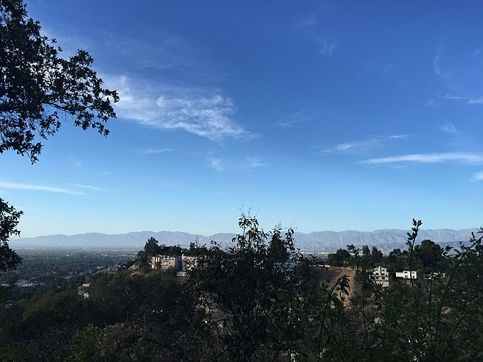 1st image of 3301 N Coldwater Canyon Ave