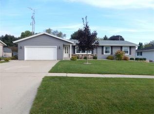 712 W Spring St, Waupun, WI 53963