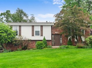 3414 Woodlake Ct, Allison Park, PA