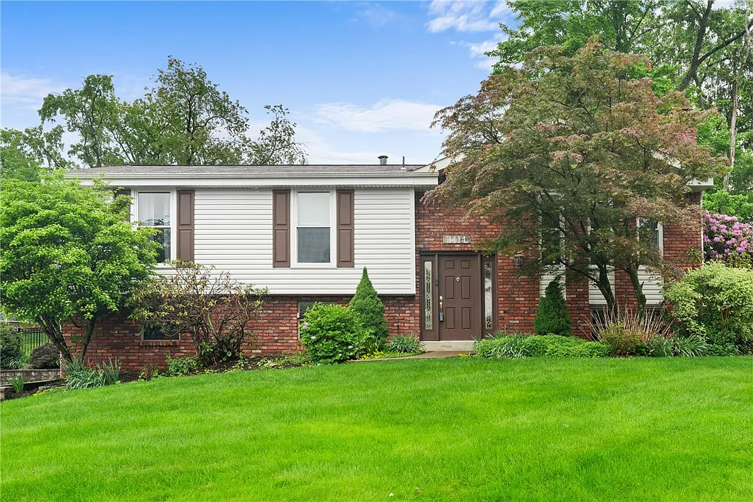 3414 Woodlake Ct photo 1