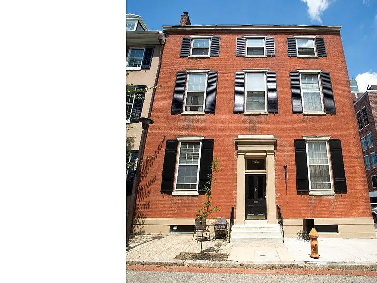 901 Clinton St #3 — Photo 2