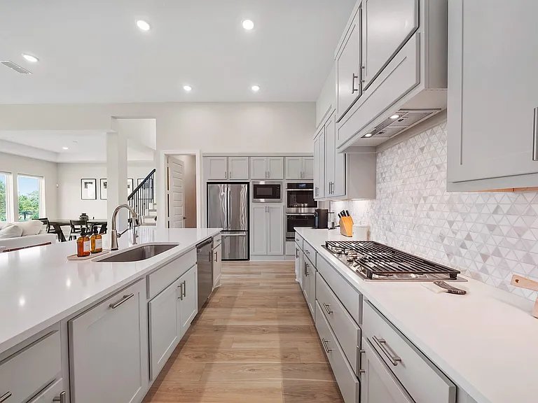 5802 Emerald Ranch Ln — Photo 11