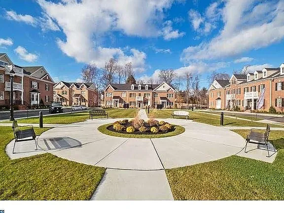 75 Creekview Ln — exterior photo