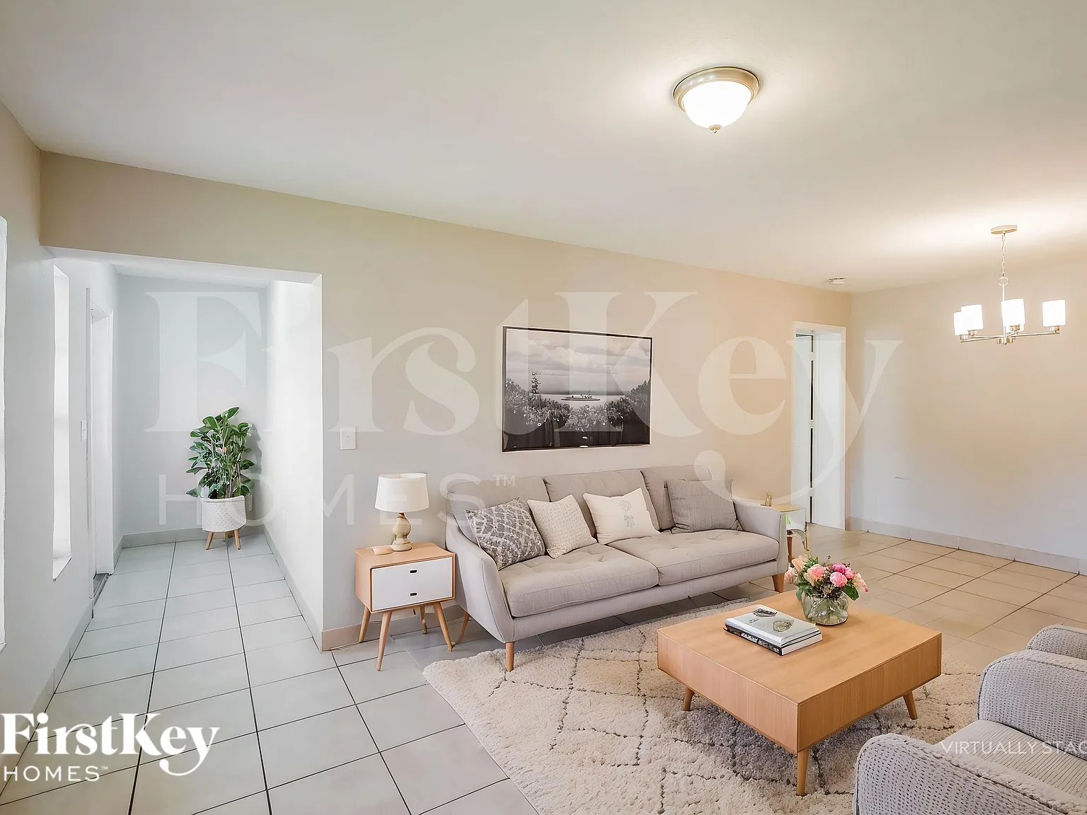 4 bed, 2.0 bath, 1357 sqft, $2,800 — Photo 3