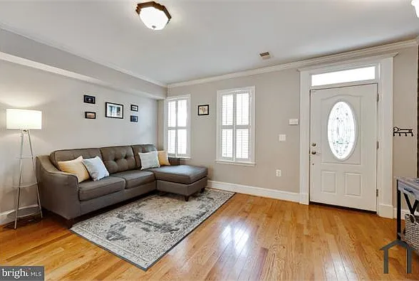1637 Kramer St NE — Photo 30