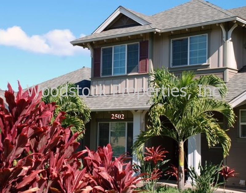 Lush Tropical Landscaping